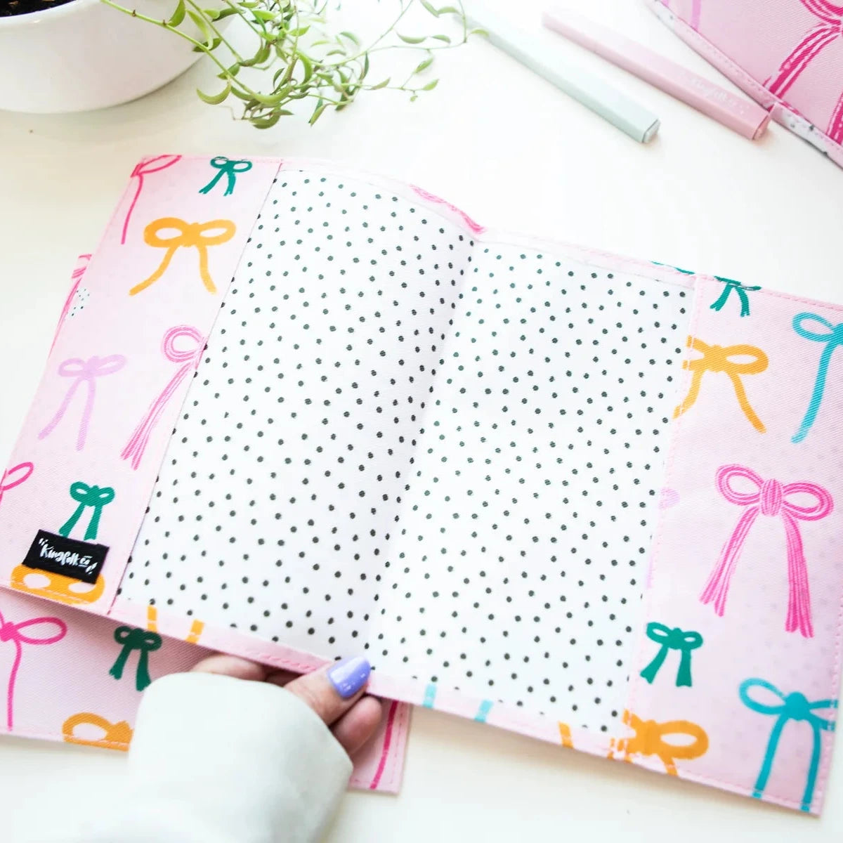 Beautiful Bows Bible Slipcover